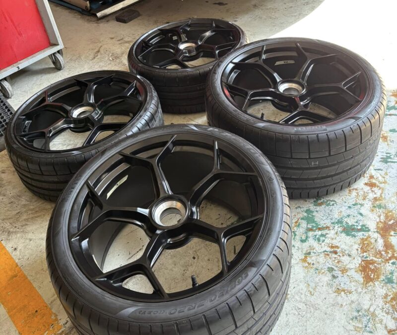 Pirelli P-Zero