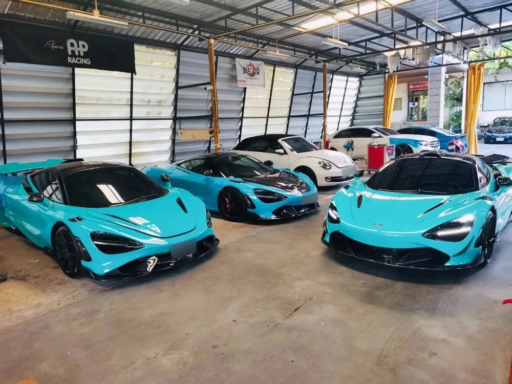ล้อฟอร์จบน McLaren 720S หลายคันในศูนย์ Doctor Auto Performance